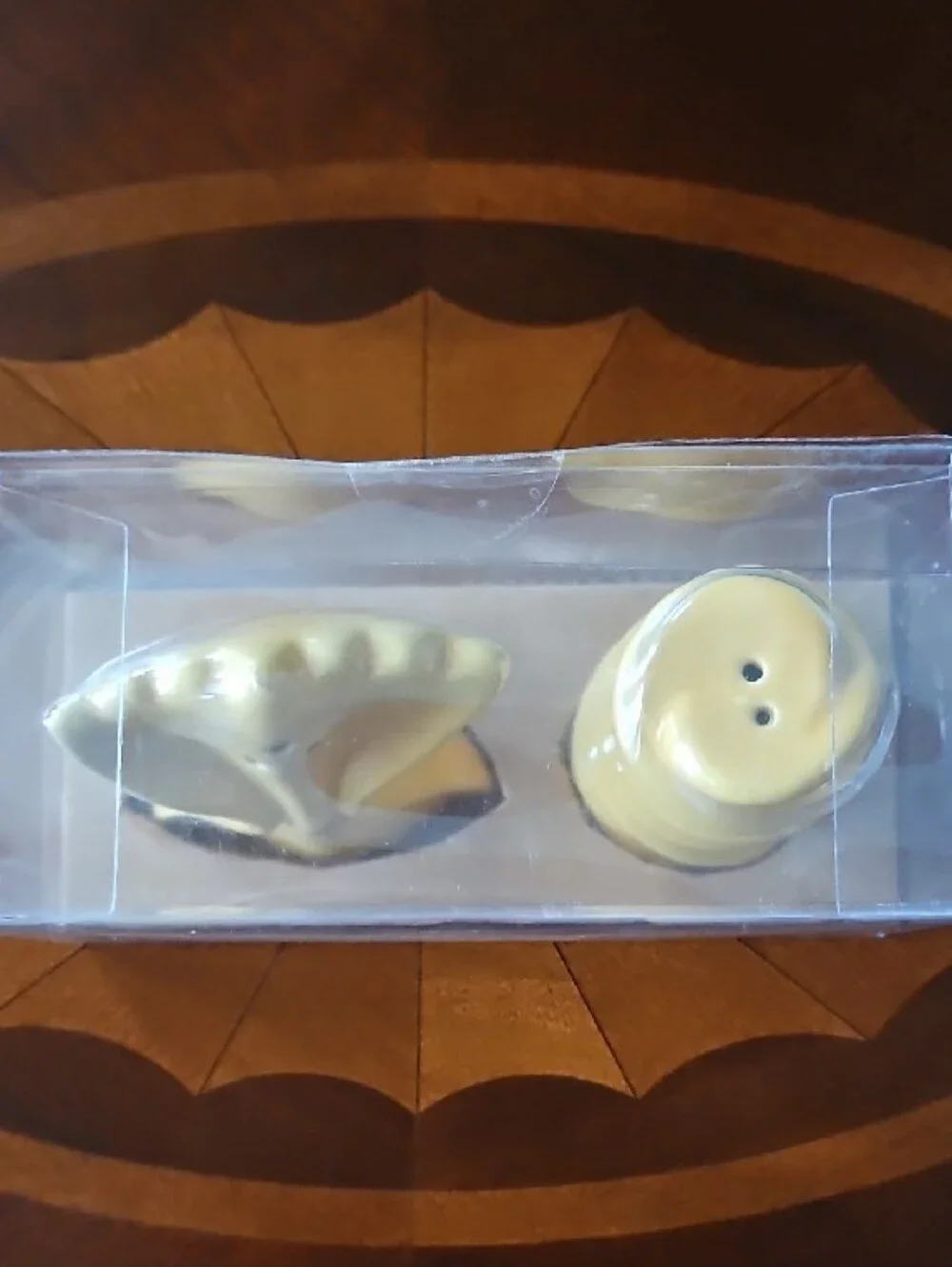 NIB World Market Ceramic Pasta Salt & Pepper Shakers Set - Farfalle & Fusilli